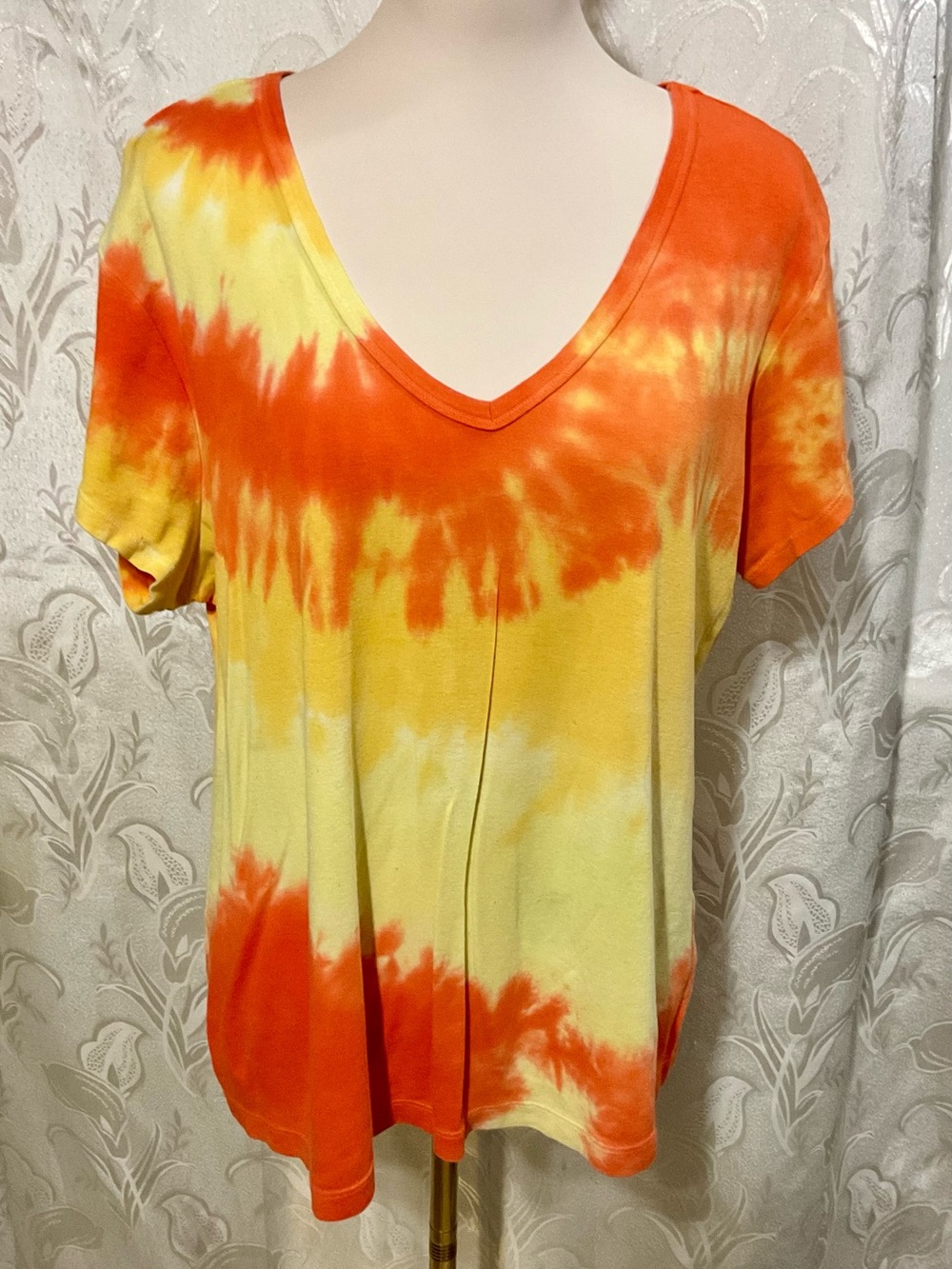 Route 66 Women's Tie-Dye V-Neck Tee in Orange & Yellow